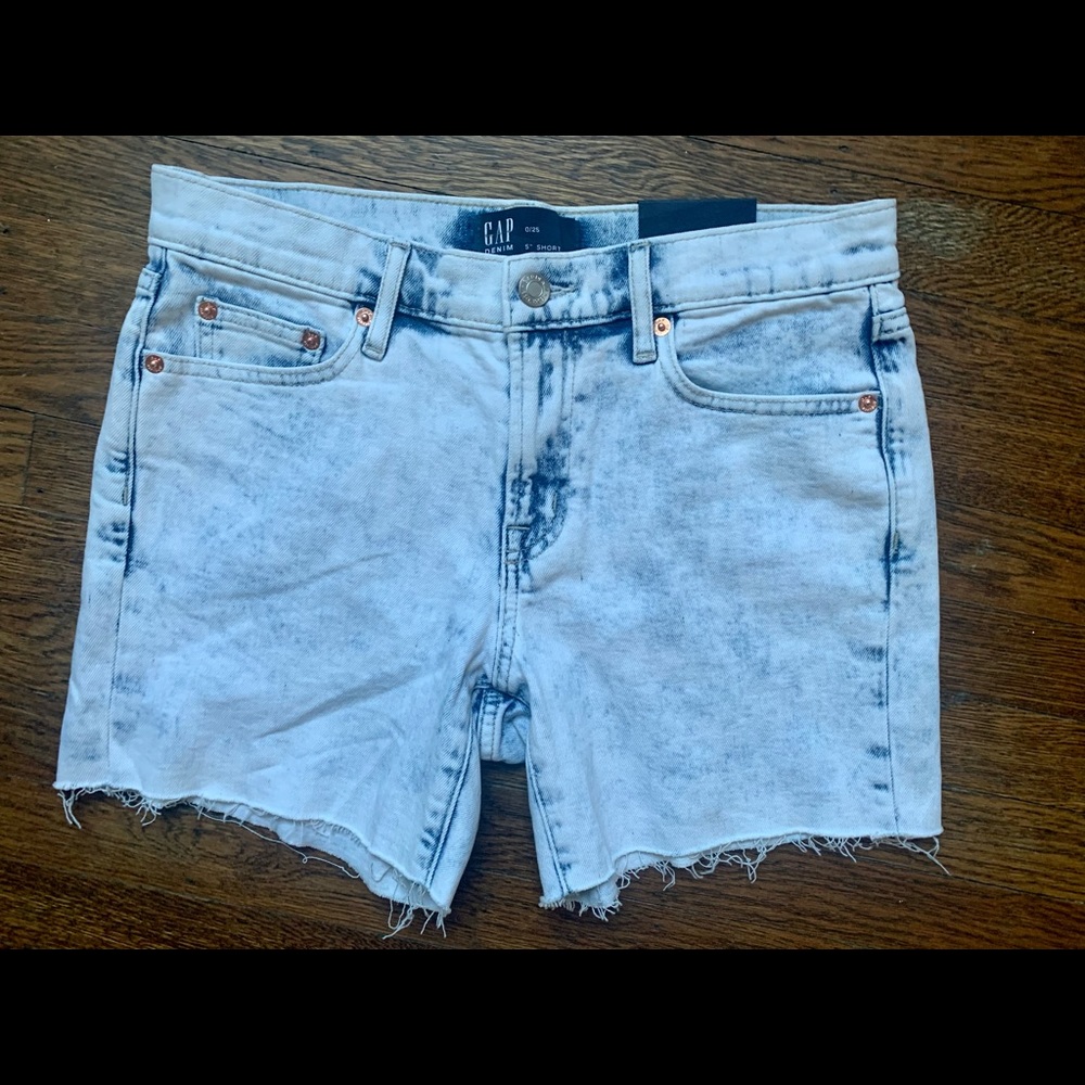 Gap Denim Shorts - Size 25 - NWT